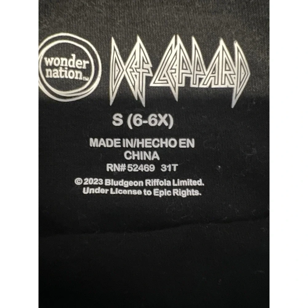 Def Leppard Shirt Youth 6-6X Black Leopard Graphic Rock Band Tee Kids Tour‎